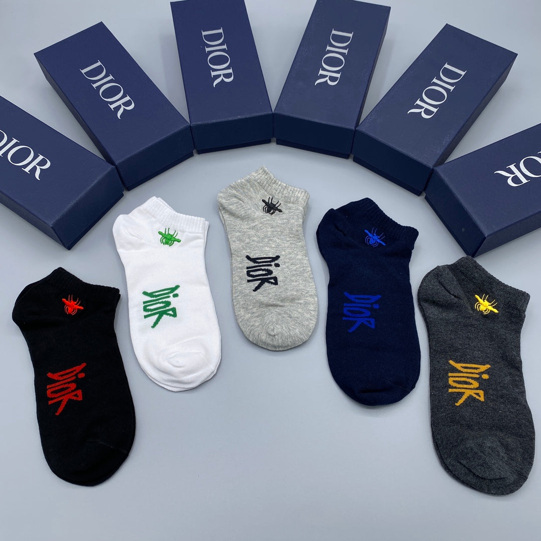 235QD41SDE Stylish socks(5 pairs )