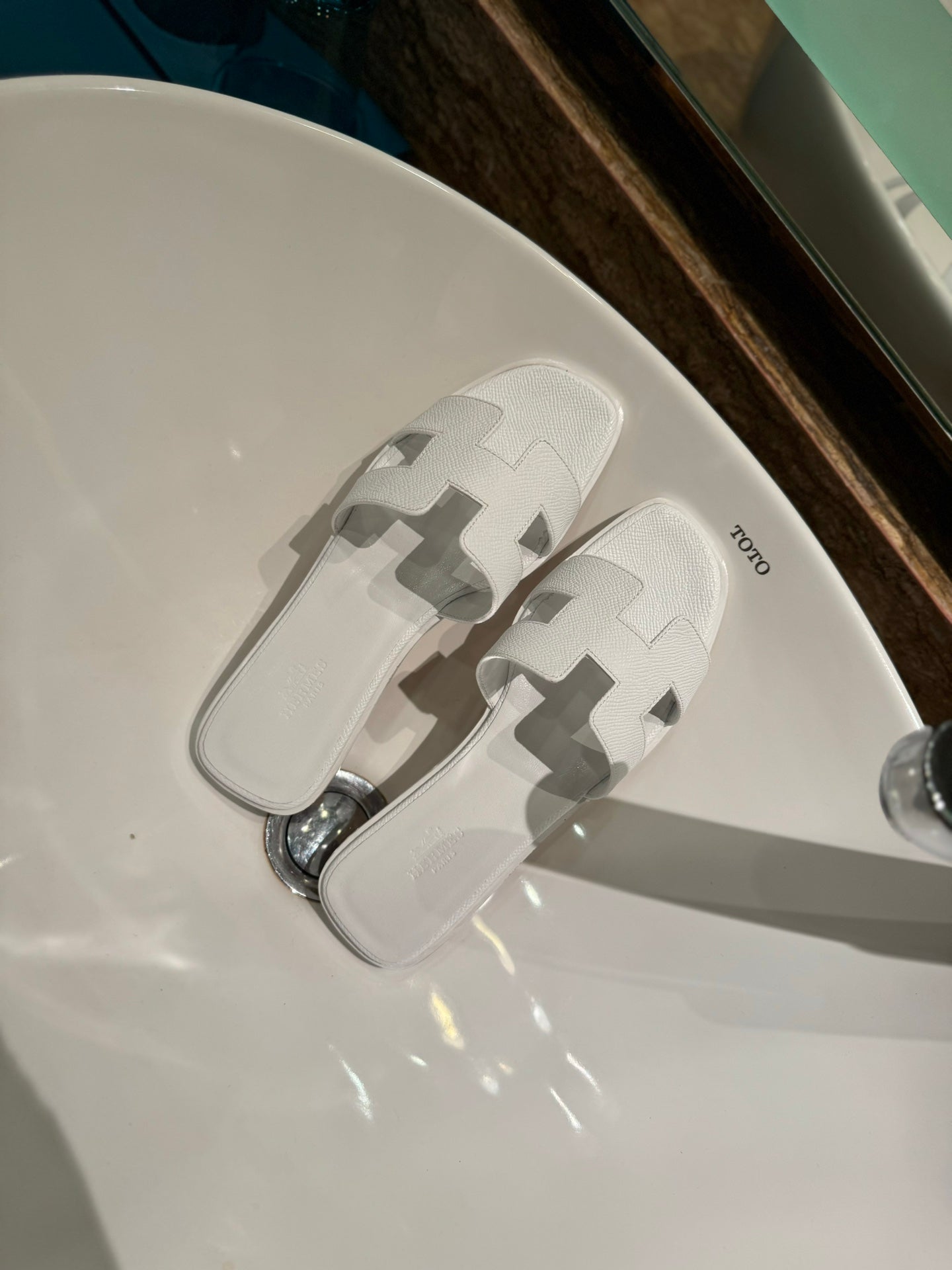 1ZH238ZDE Stylish Slippers