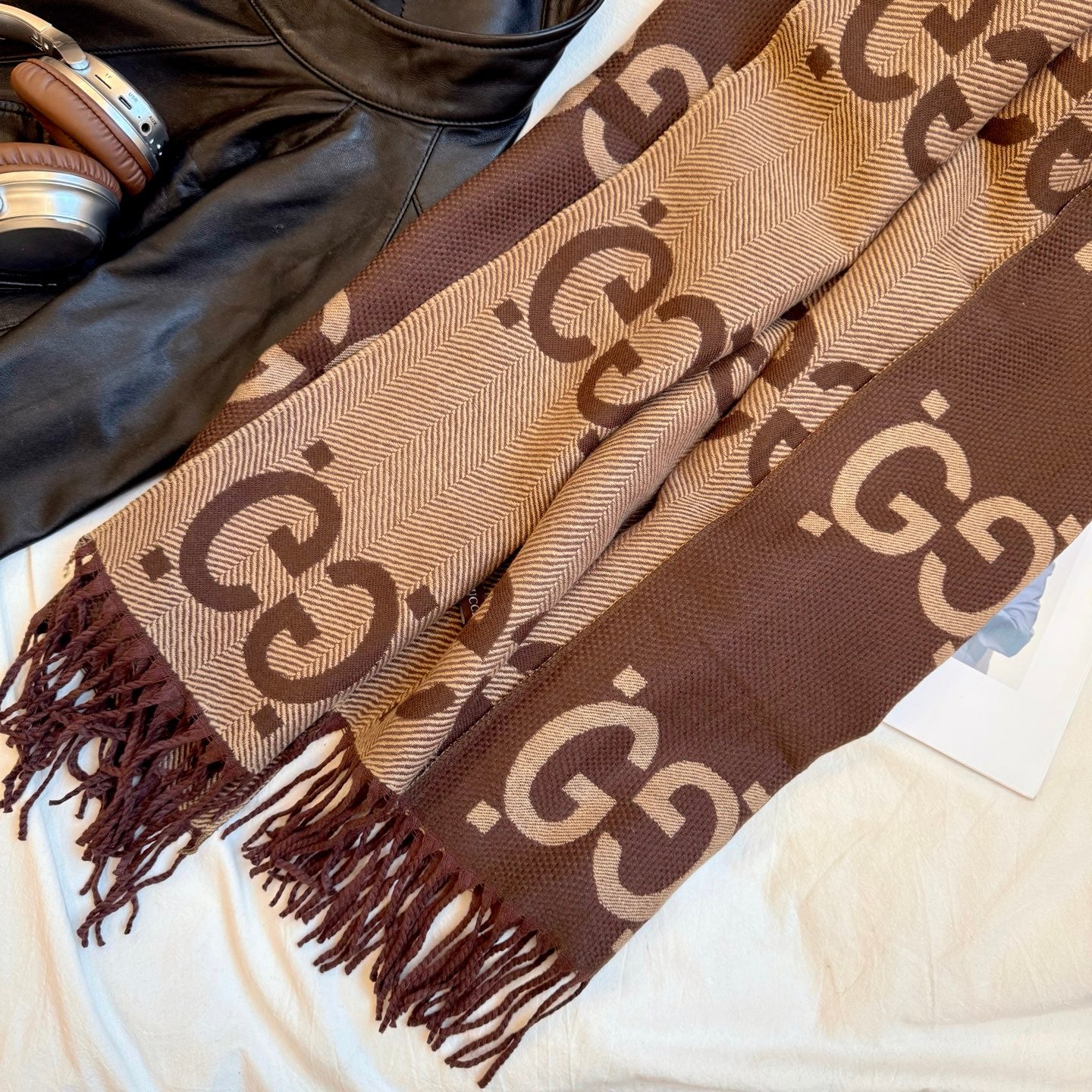 185ZB38WDE Stylish Winter Scarves