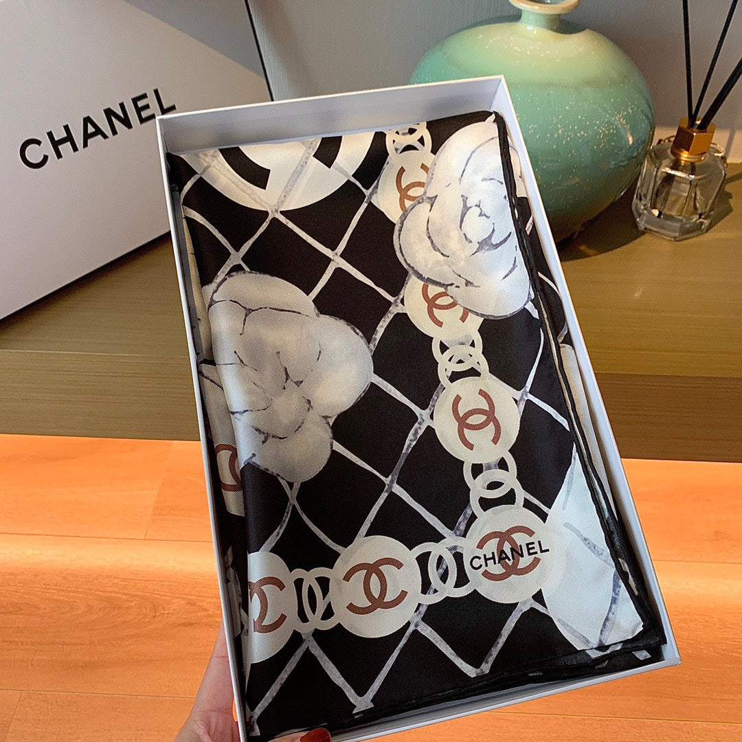 155NC95WDE Stylish Silk Scarve
