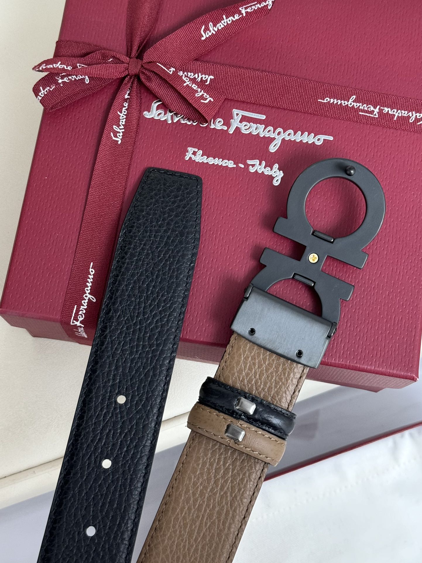 1WA169PDE Stylish  High quality belt With full package