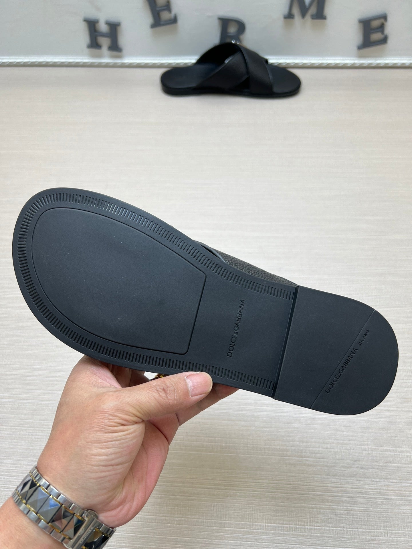 54A101ZDE Stylish slippers