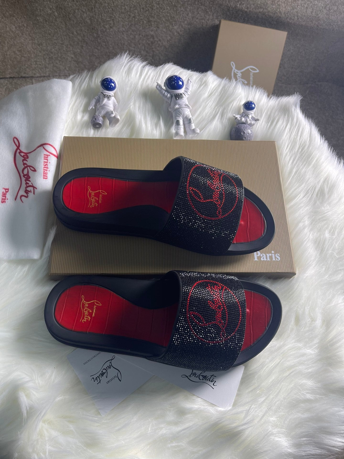 J4A23ZDE Stylish Slippers