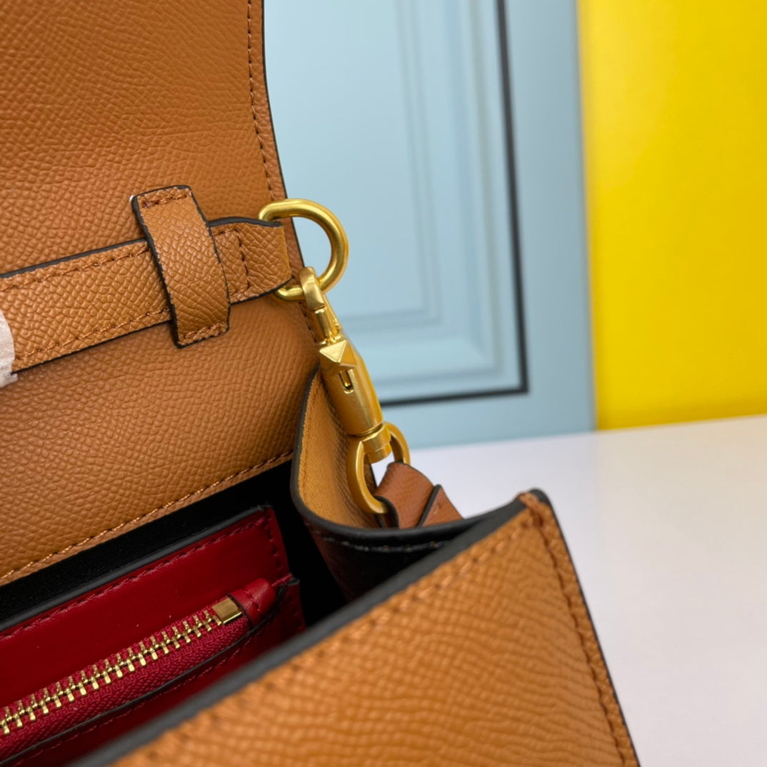 1XVL30BDE Stylish leather bag 