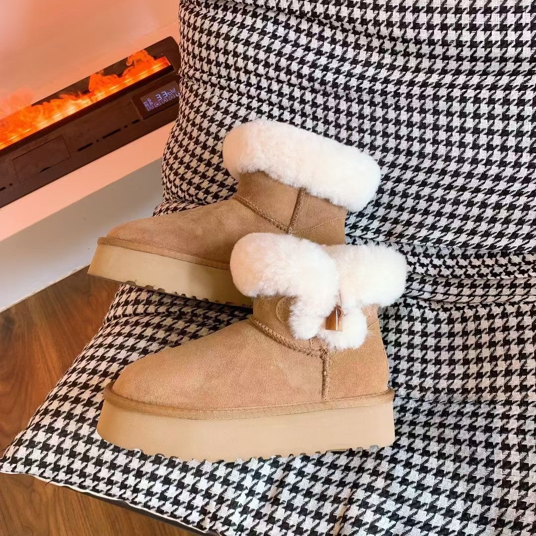 1LU7ZDE Stylish snow boots