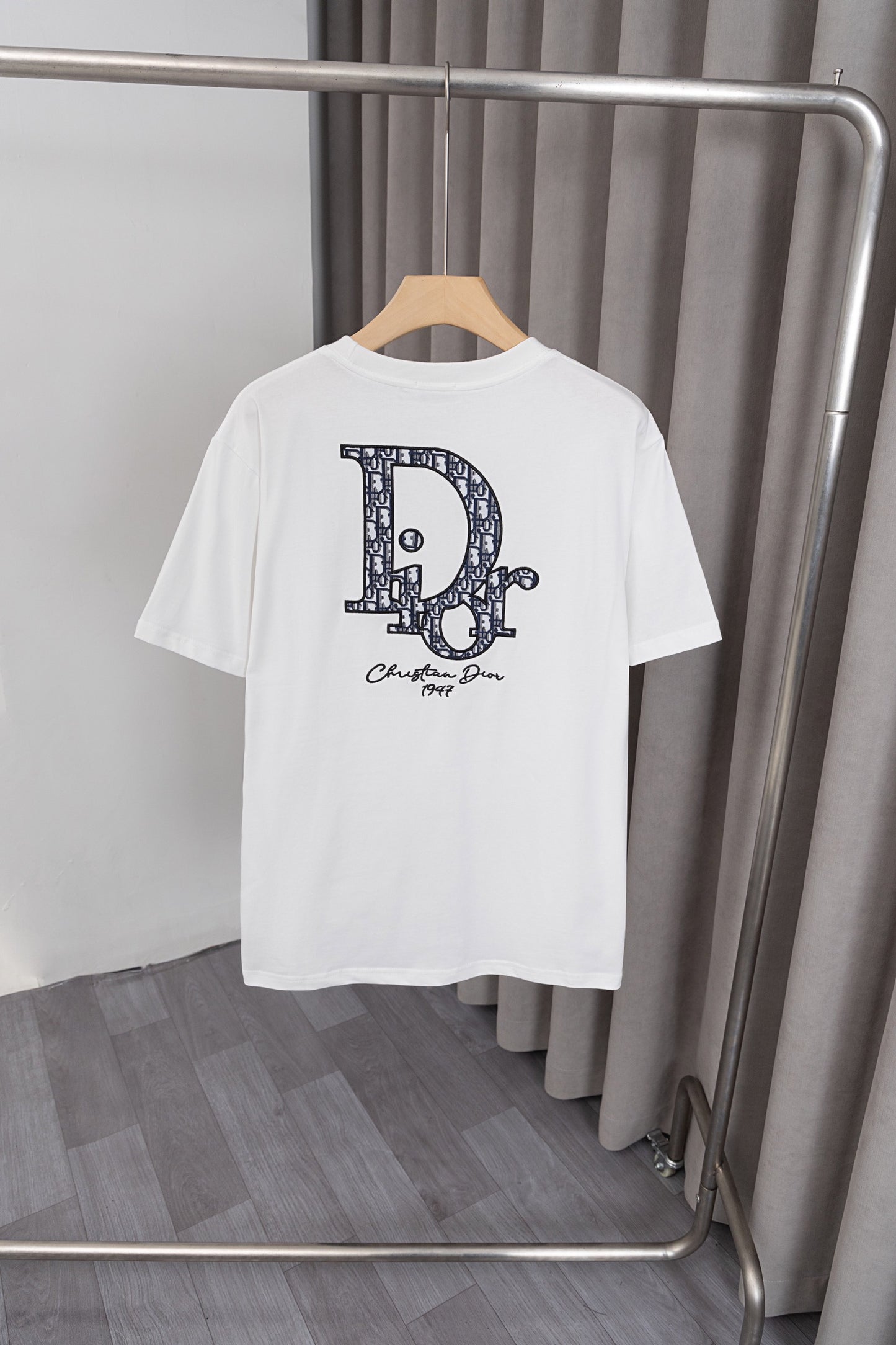 125WK15UDE Stylish T-shirts