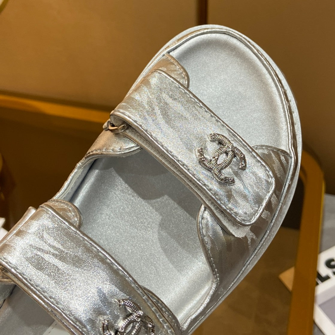 255QC48ZDE Stylish leather shoes