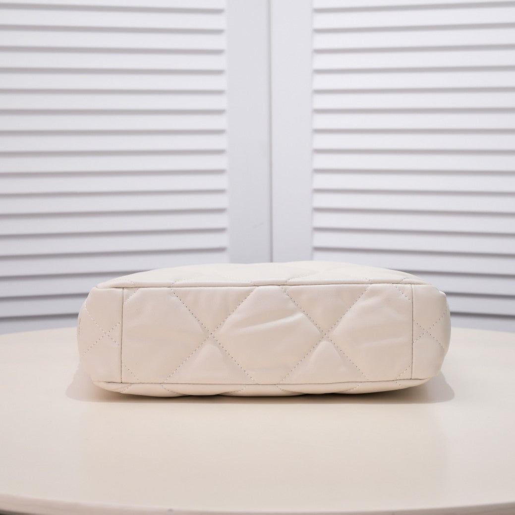 1XC41BDE Stylish leather bag 