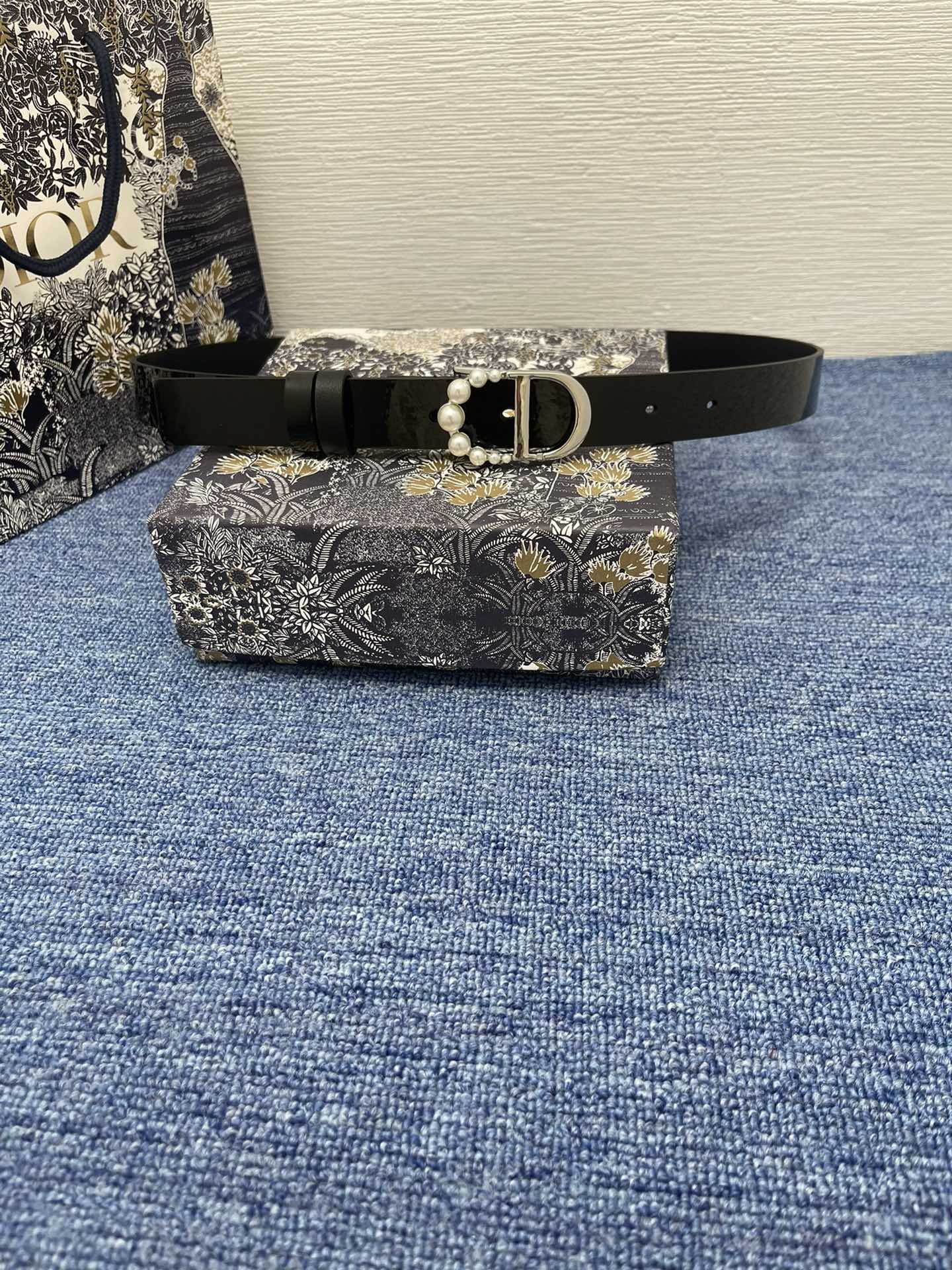 155RD199PDE Stylish  High quality belt With full package