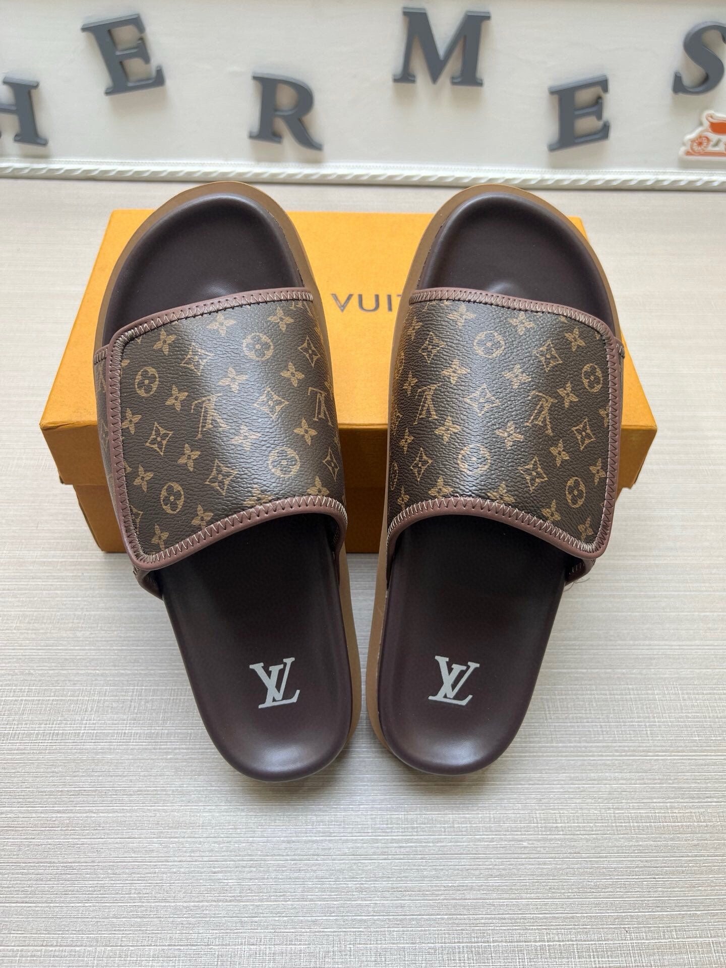 5WE246ZDE Stylish Slippers