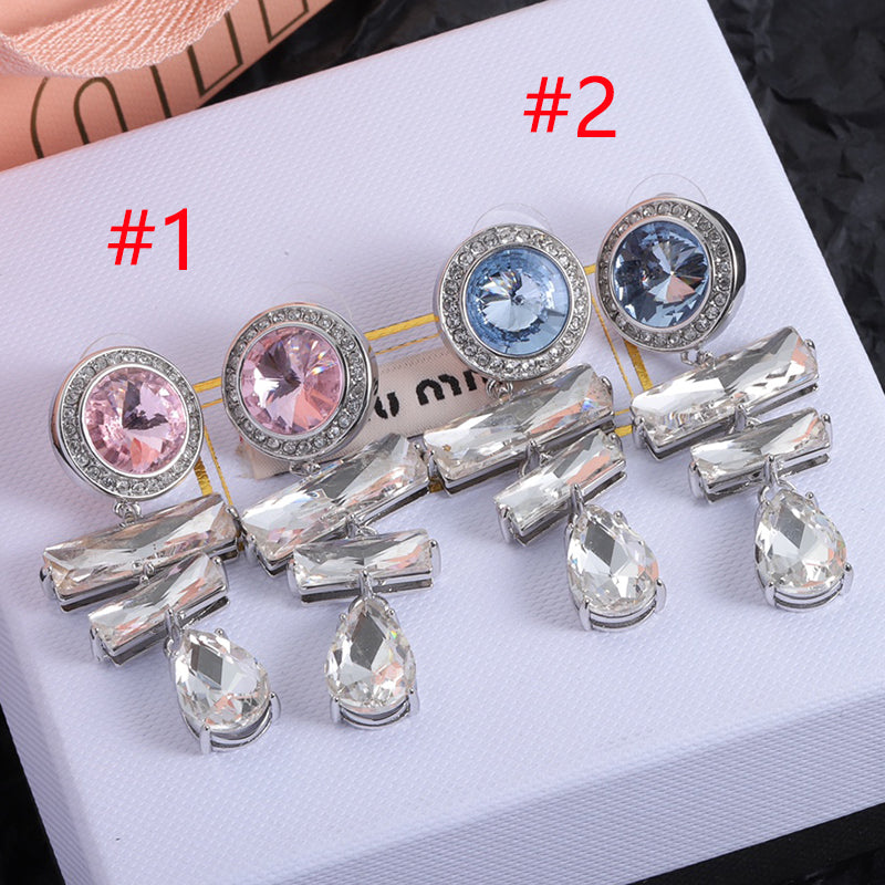 14A592EDE Stylish Earrings