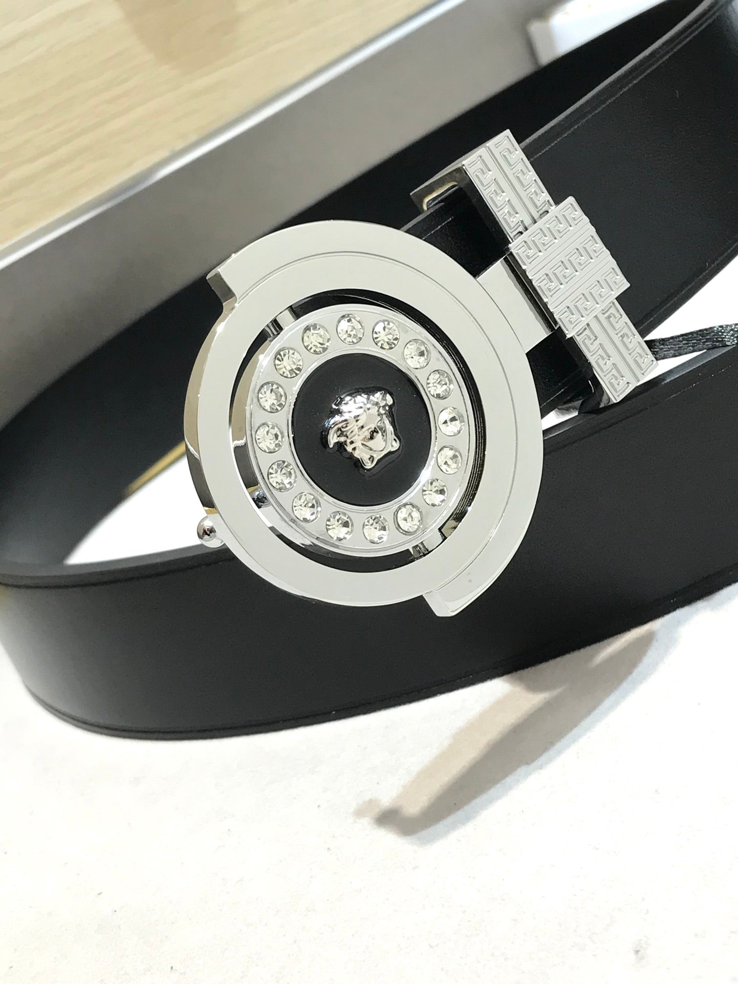 14V80PDE Stylish  High quality belt With full package