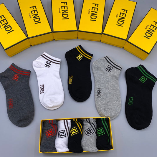 235QF44SDE Stylish socks(5 pairs )