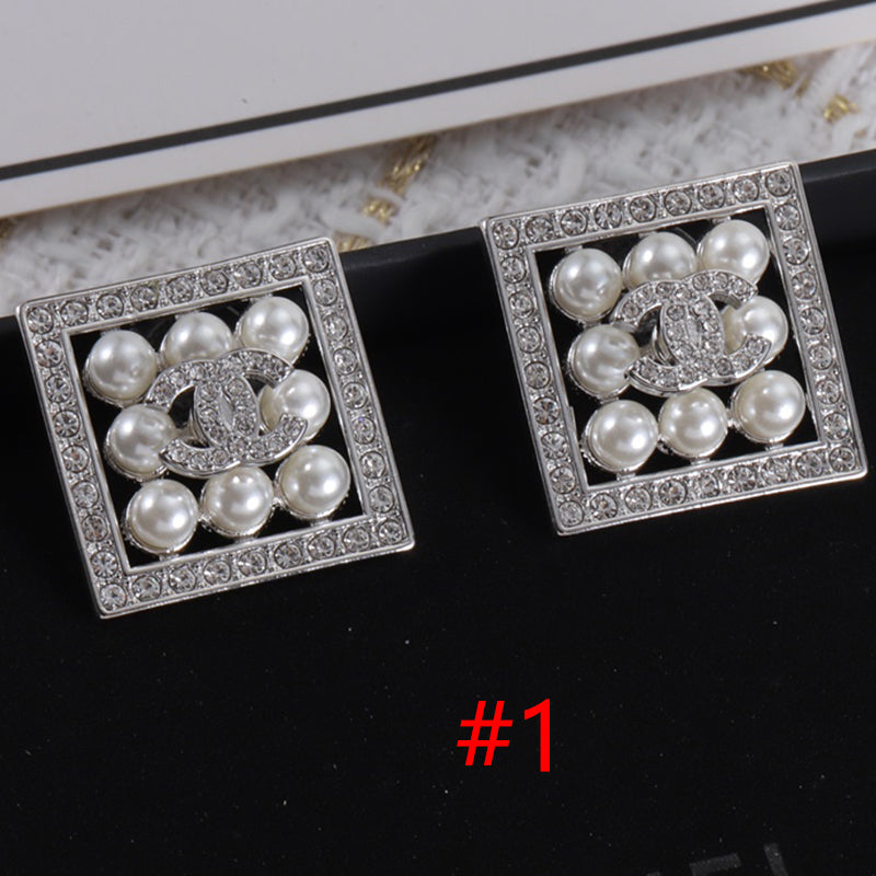 14C376EDE Stylish Earrings