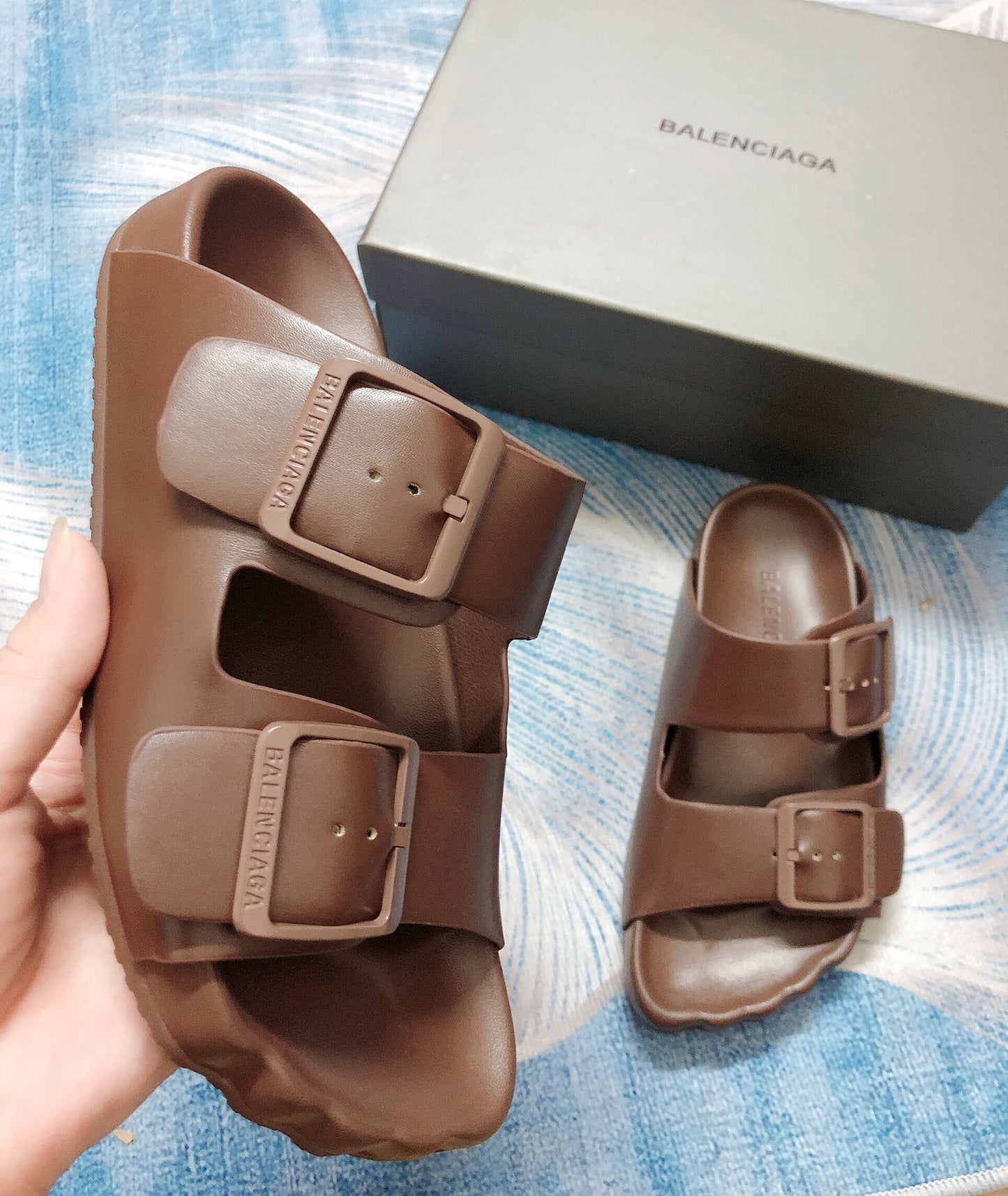 14J193ZDE Stylish Slippers