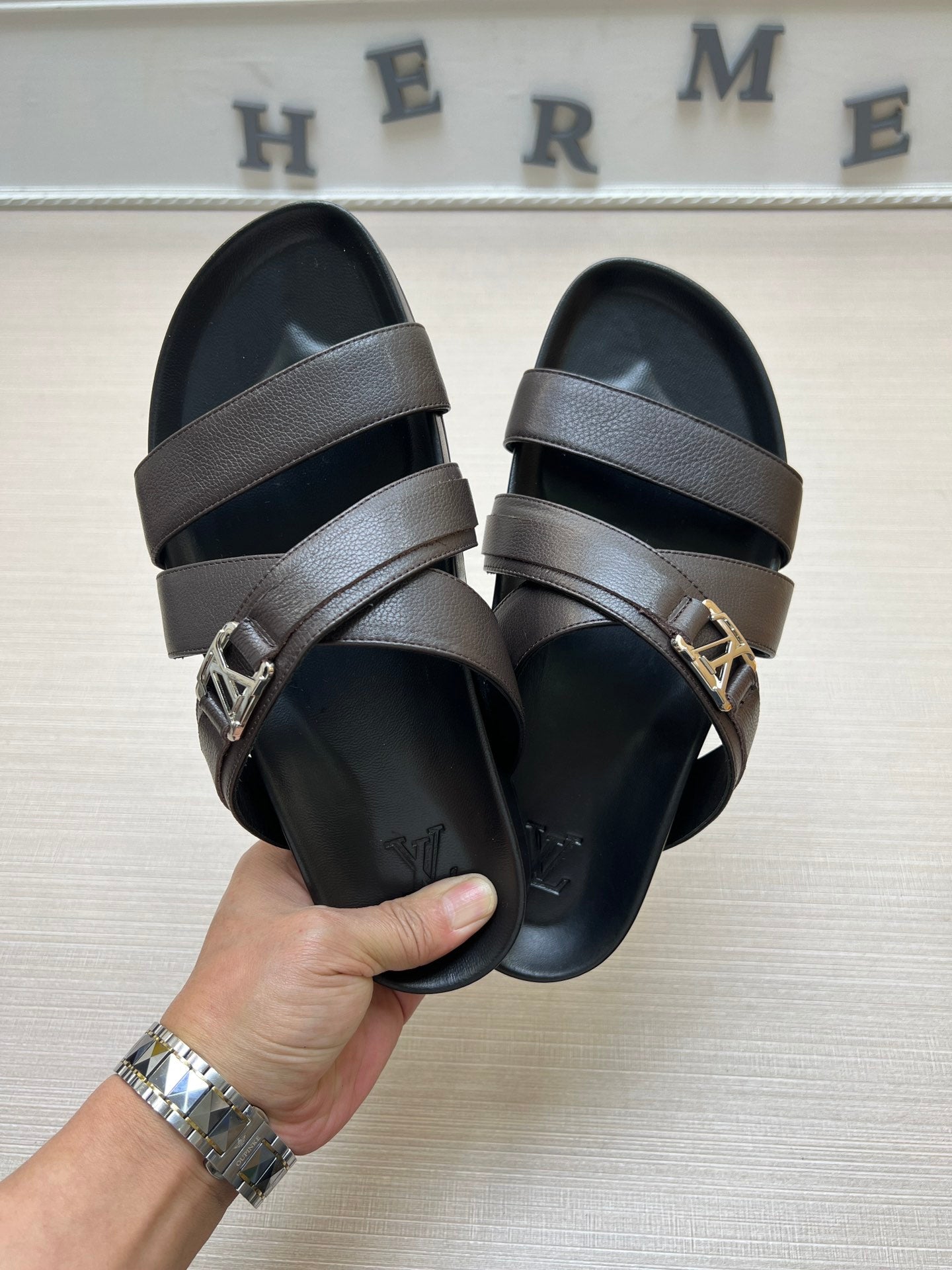 54E88ZDE Stylish slippers