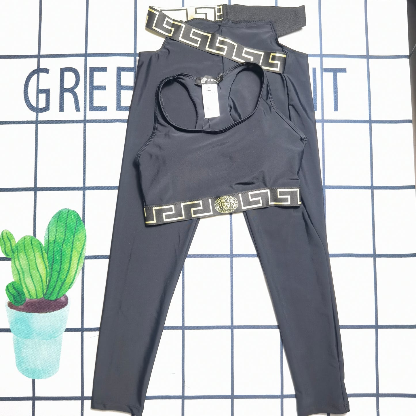 14V106YDE Stylish Long sleeve swimsuit