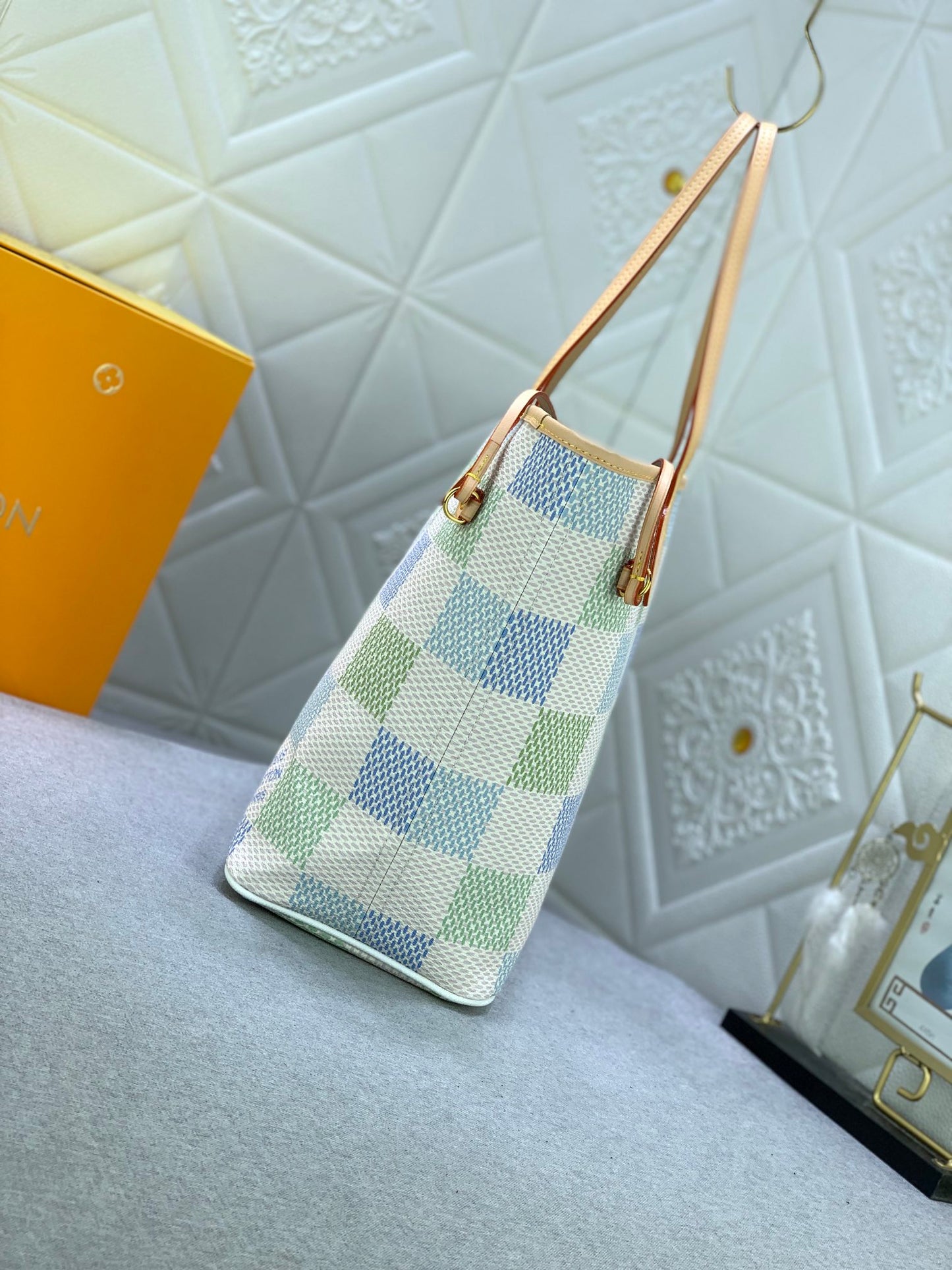 2XE341BDE Stylish leather bag 