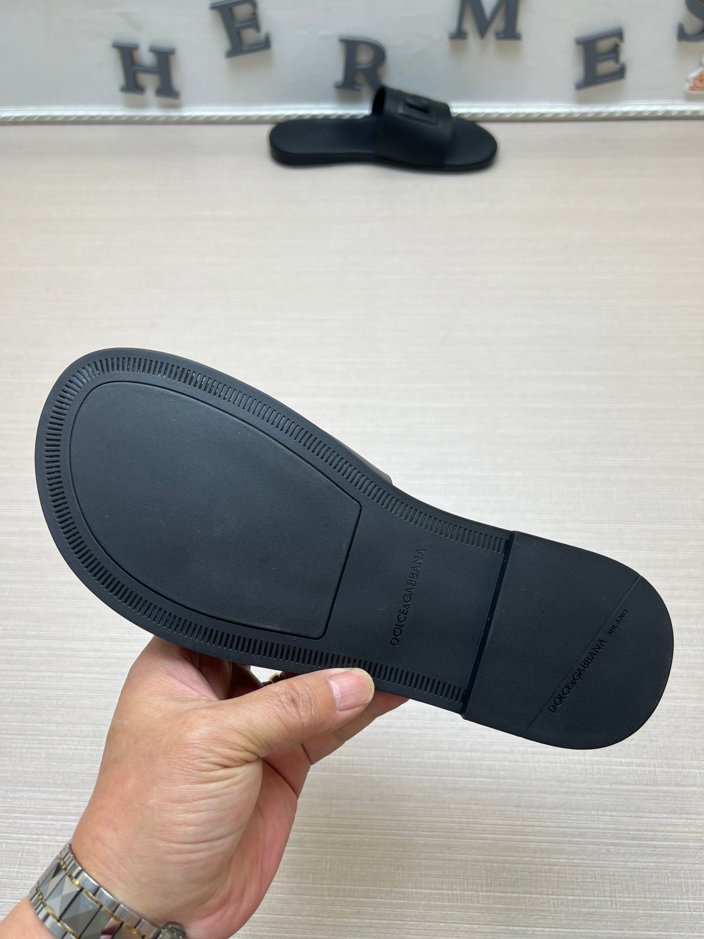 54A63ZDE Stylish slippers