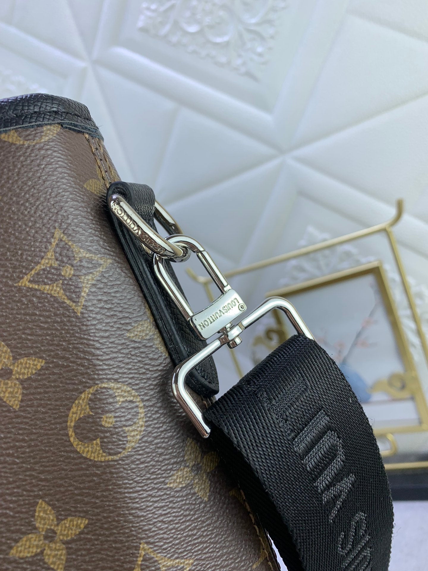 2XE350BDE Stylish leather bag 