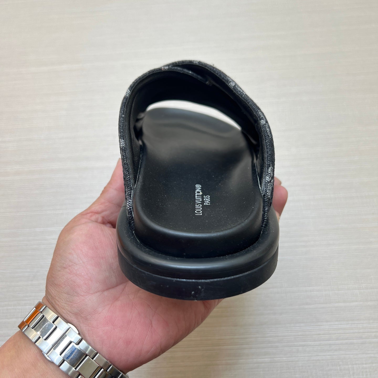 535ZE273ZDE Stylish Slippers