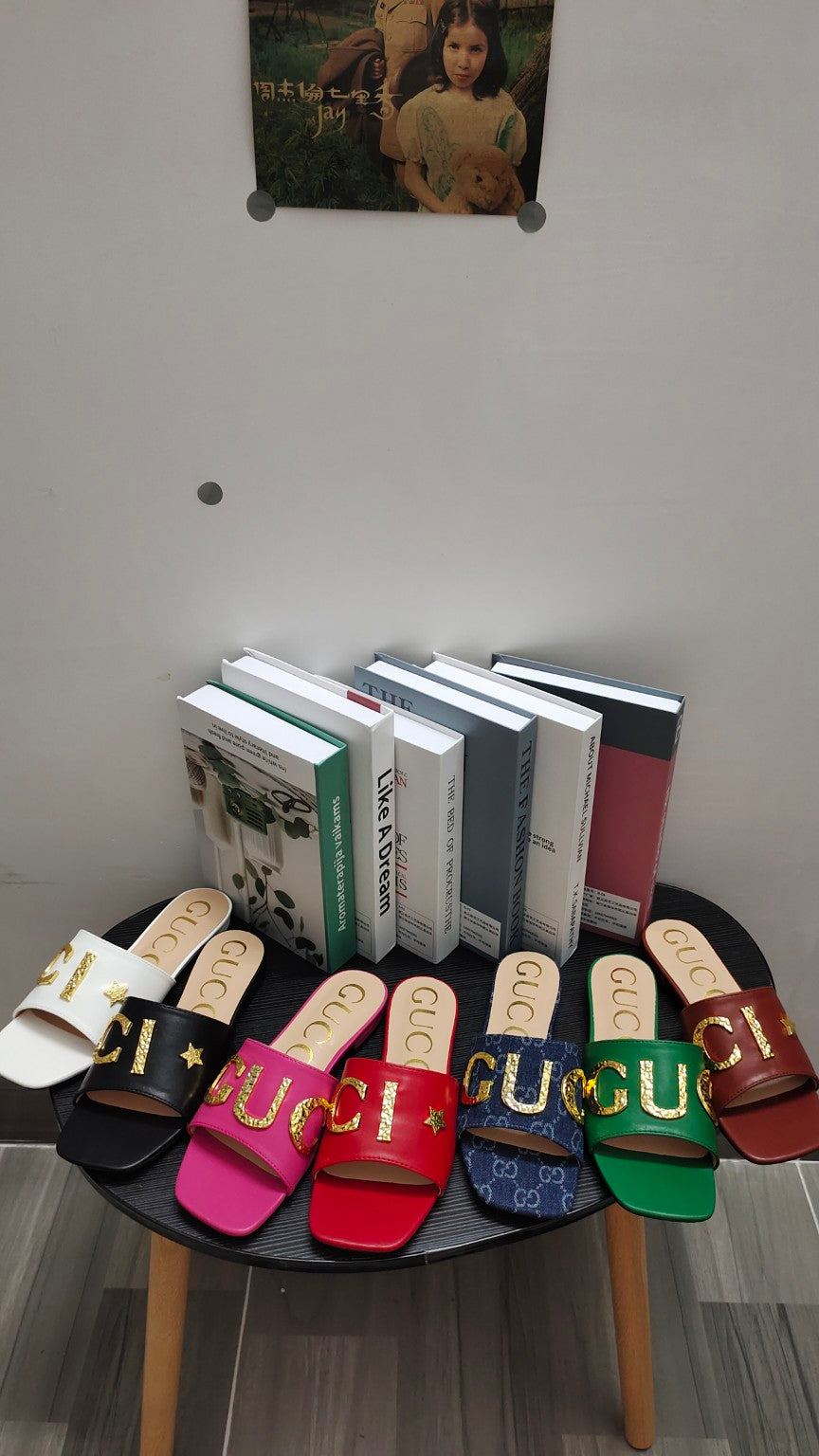 14B102ZDE Stylish slippers