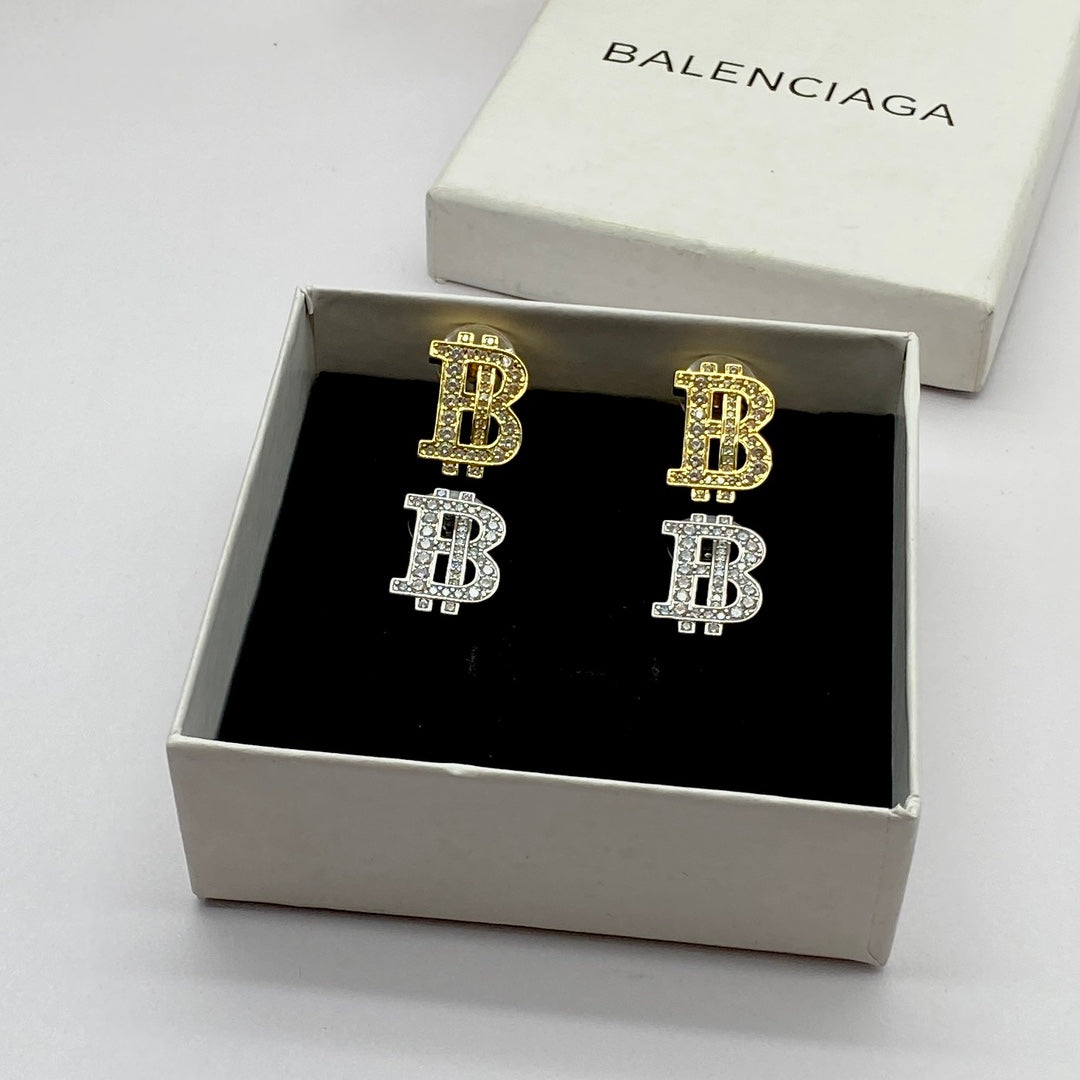 14J142EDE Stylish Earrings