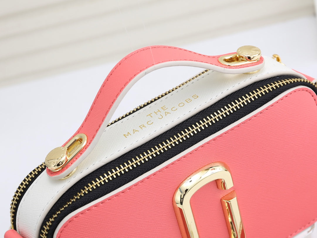 1XA31BDE Stylish leather bag 