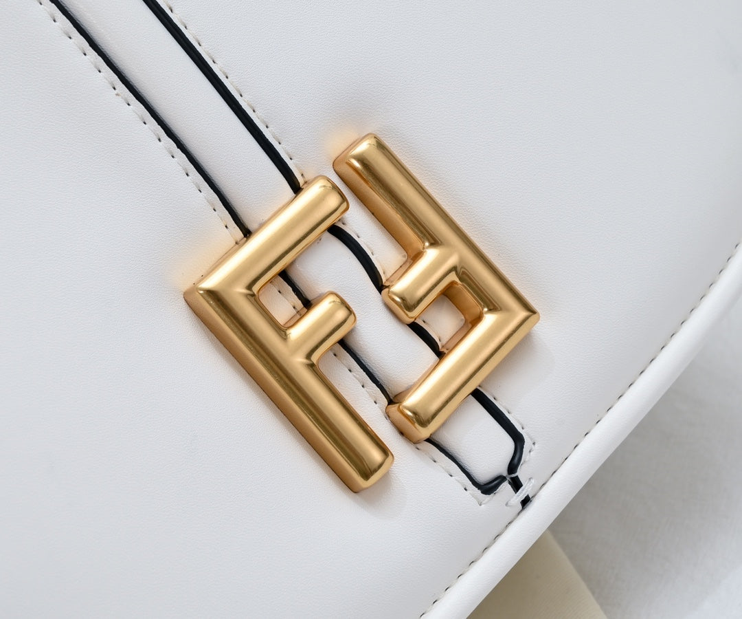 2XF89BDE Stylish leather bag 