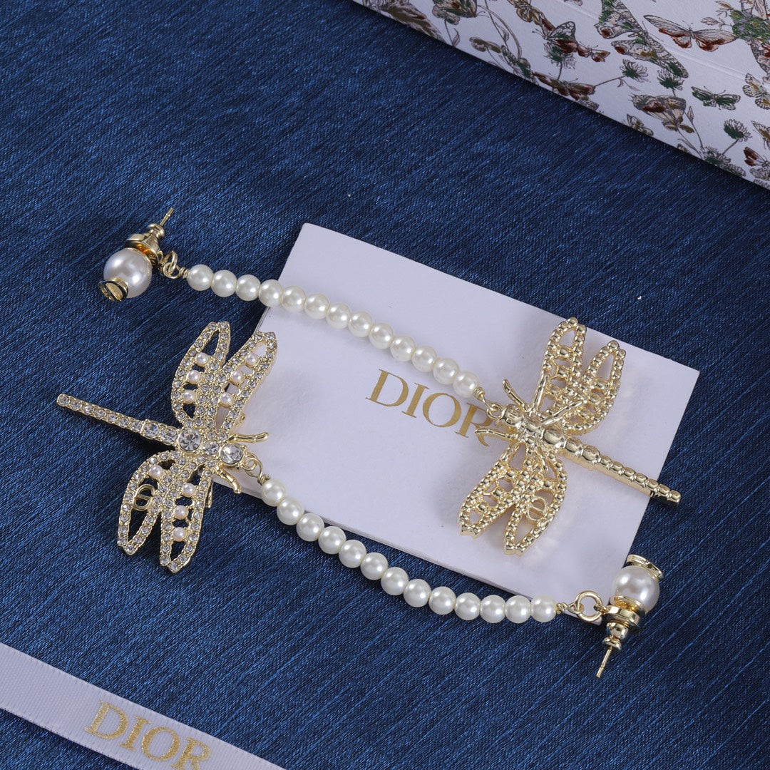 14D539EDE Stylish Earrings