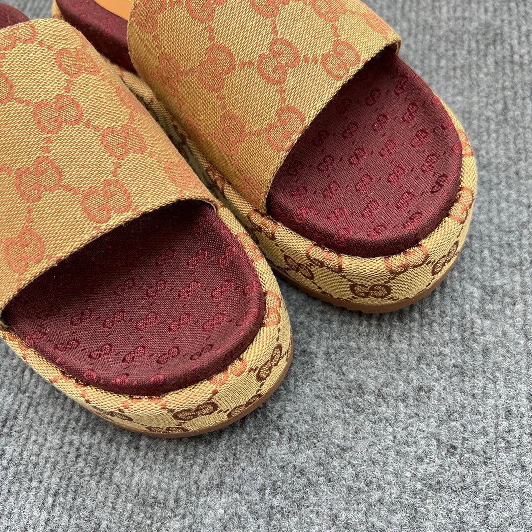 54B122ZDE Stylish slippers  Sole thickness 5.5cm