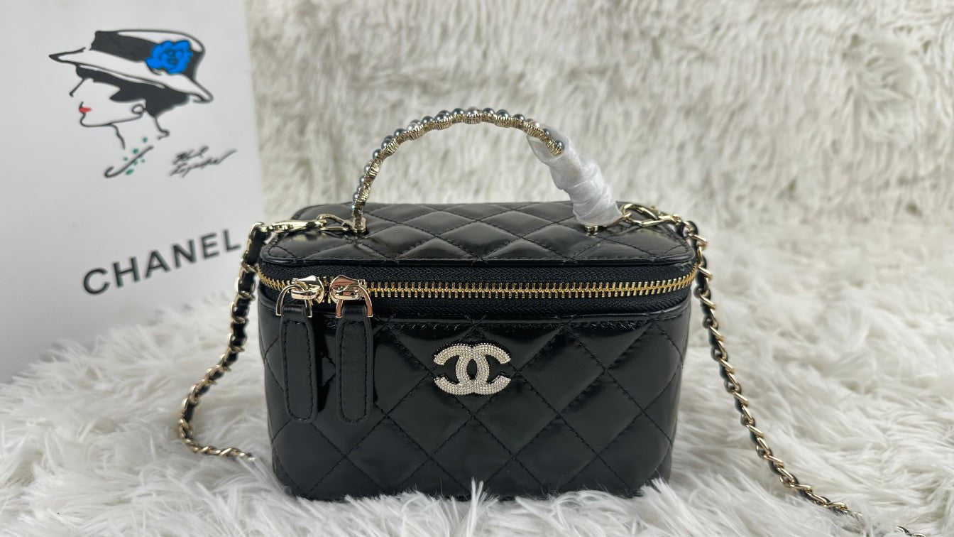 1XC377BDE Stylish leather bag 