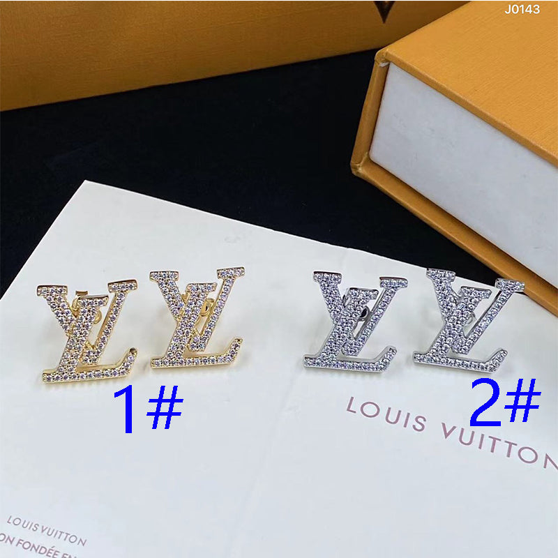 3E519EDE Stylish Earrings