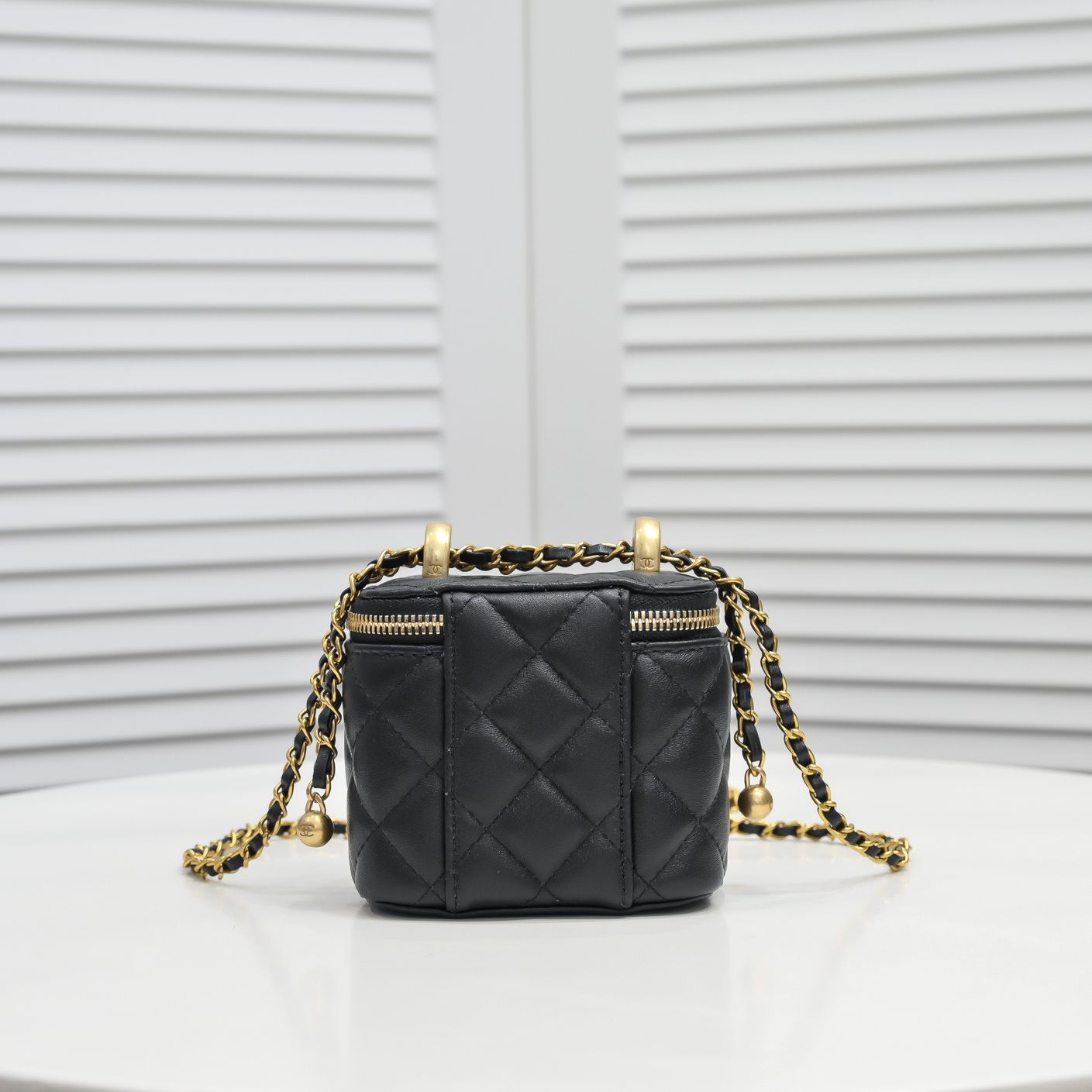 1XC45BDE Stylish leather bag 