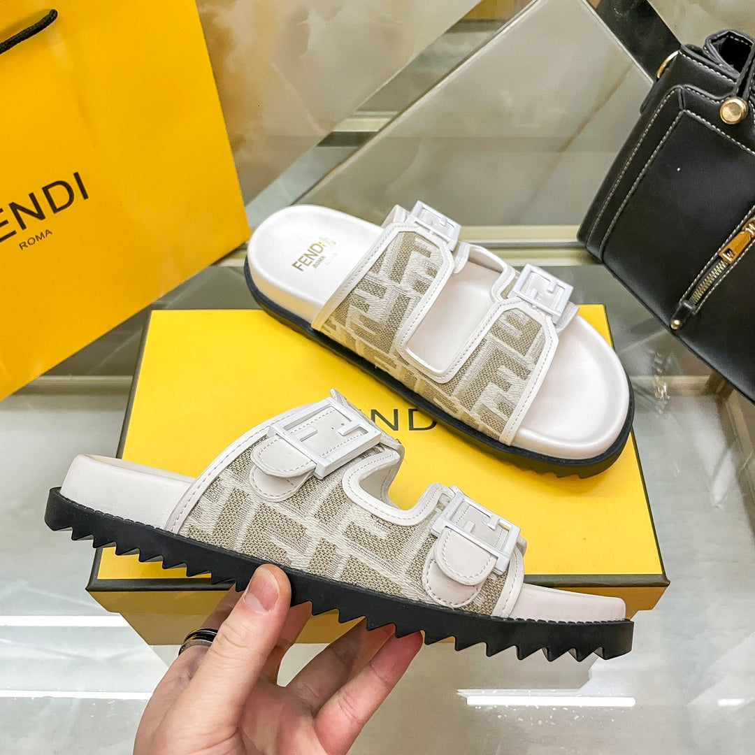 14F69ZDE Stylish slippers