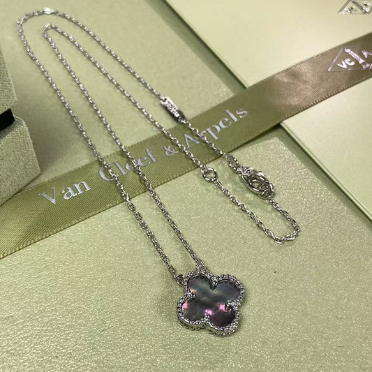 575NVA16XDE Stylish Necklace