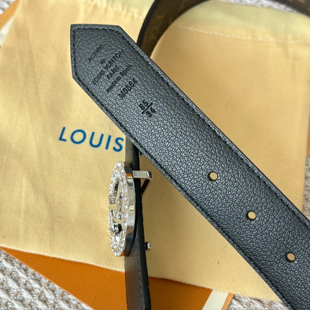 14E145PDE Stylish  High quality belt With full package