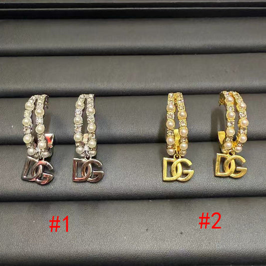 14A936EDE Stylish Earrings