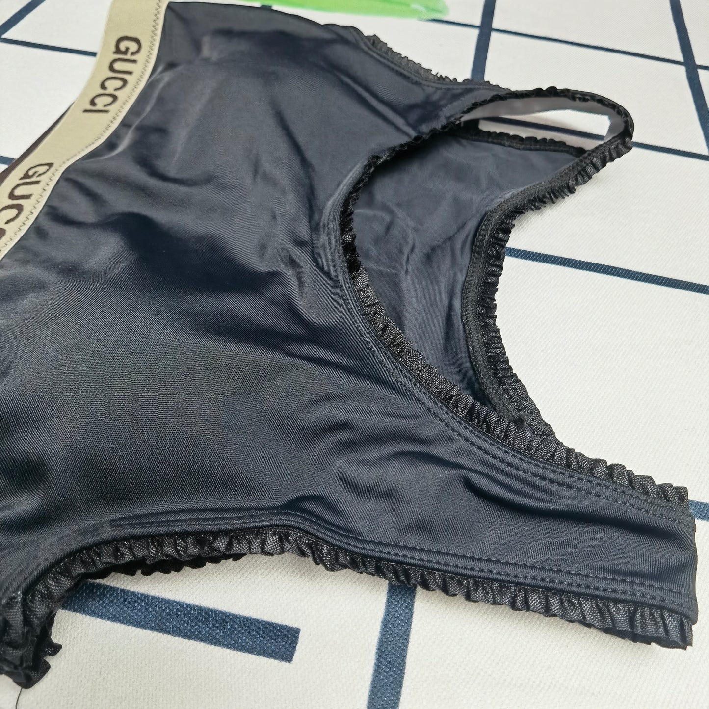 14B58YDE Stylish Long sleeve swimsuit