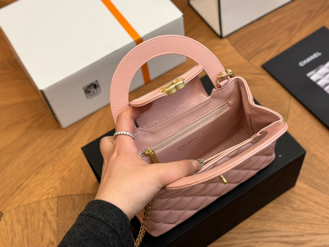 6XC425BDE Stylish leather bag