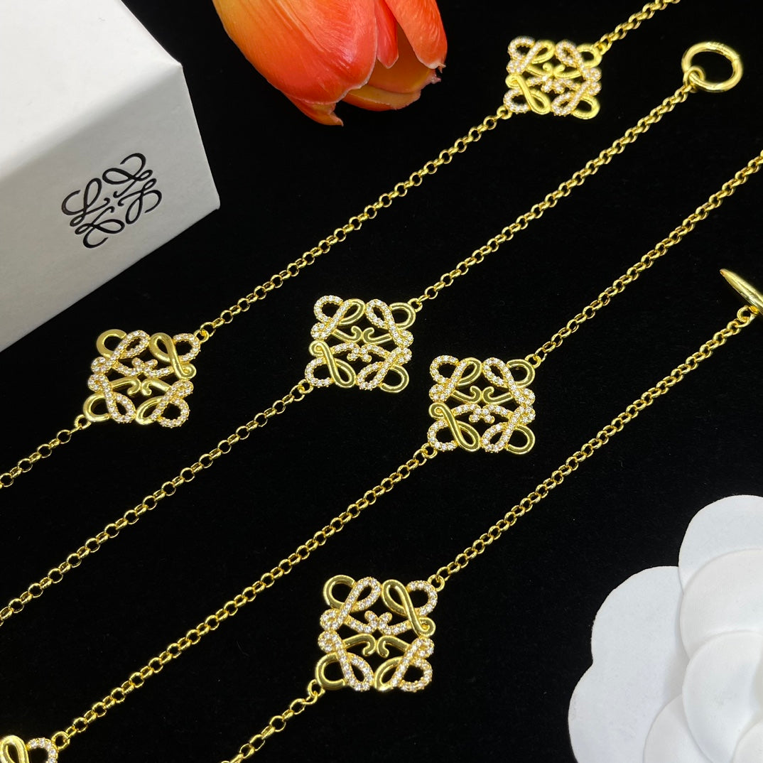 14A755KDE Stylish Necklaces