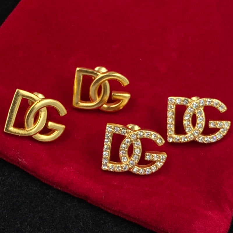 1XA588EDE Stylish Earrings