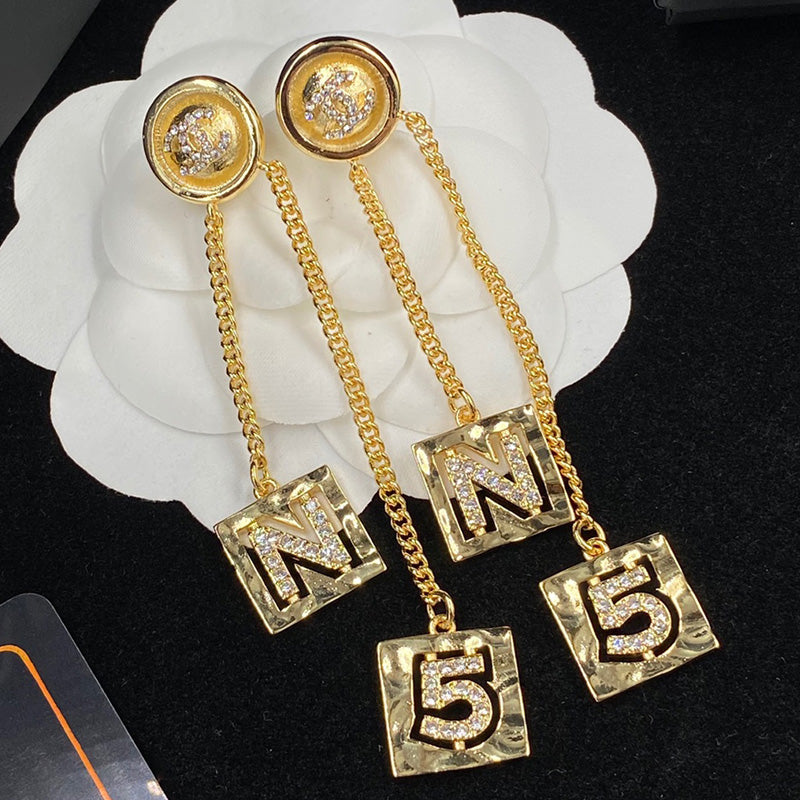 1YC393EDE Stylish Earrings
