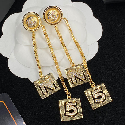 1YC393EDE Stylish Earrings