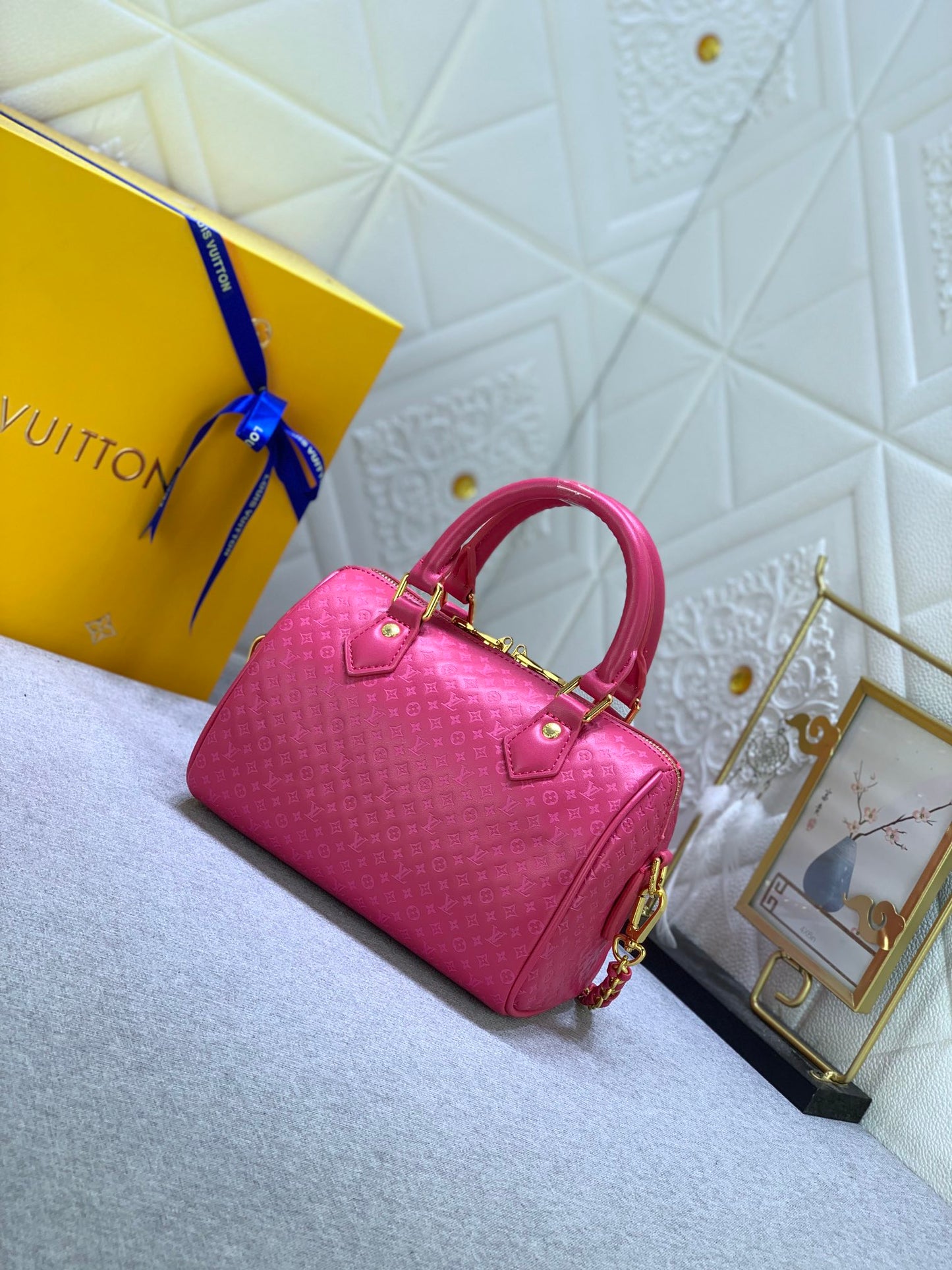 1XE143BDE Stylish leather bag 