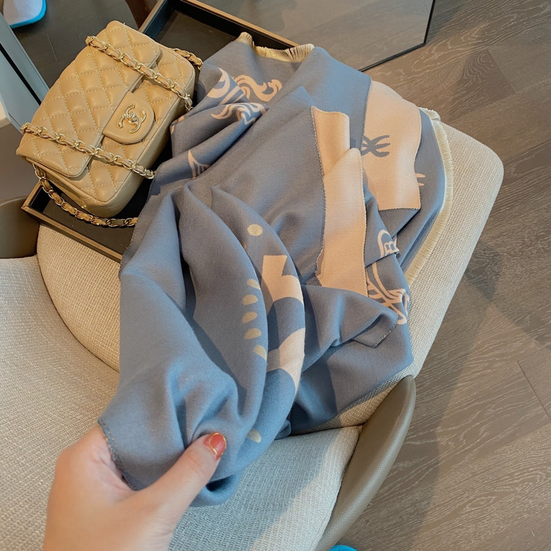 185ZH28WDE Stylish Winter Scarves