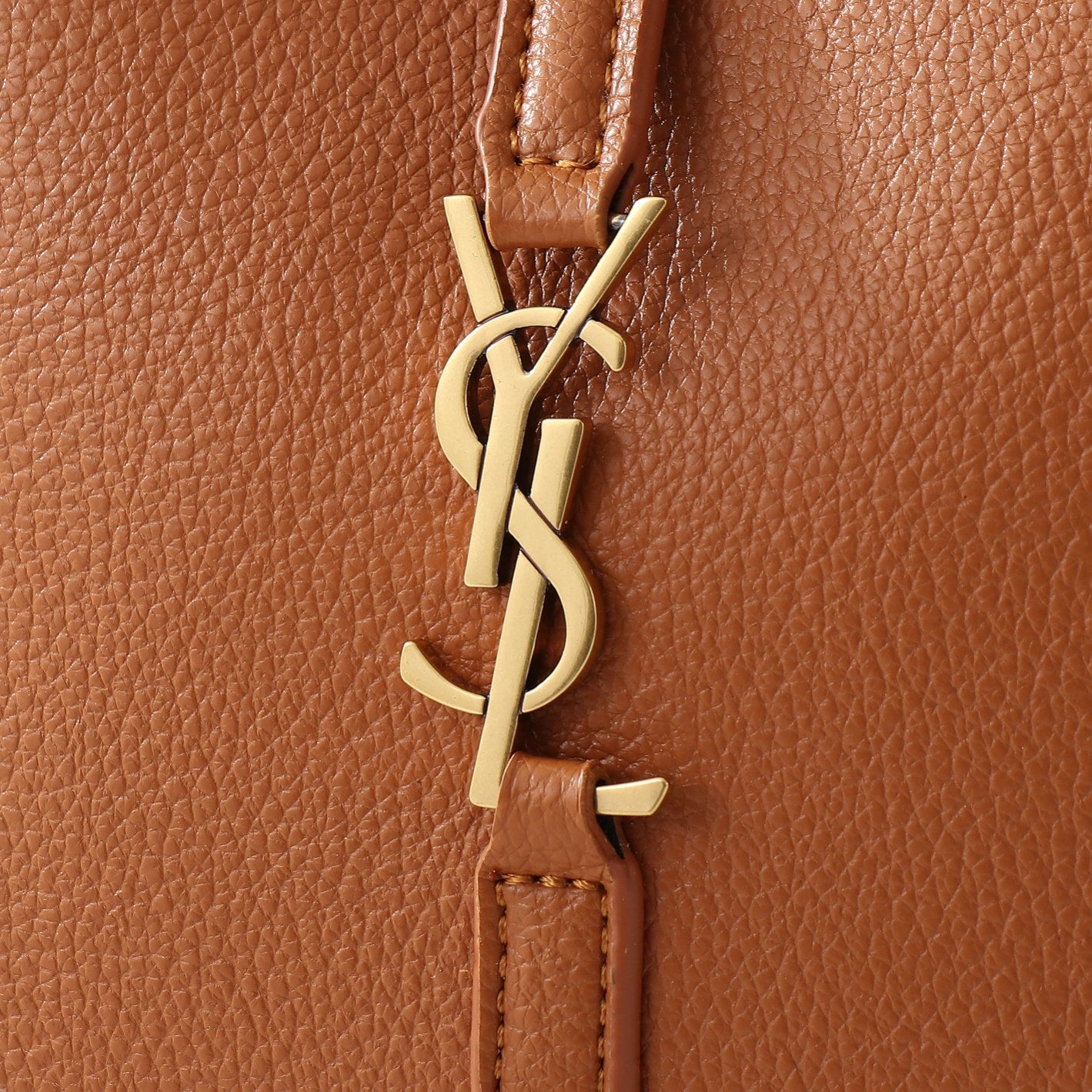 165NSL116BDE Stylish leather bag