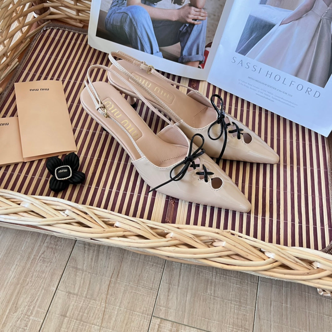 14A197ZDE Stylish High heels Heel height 5cm