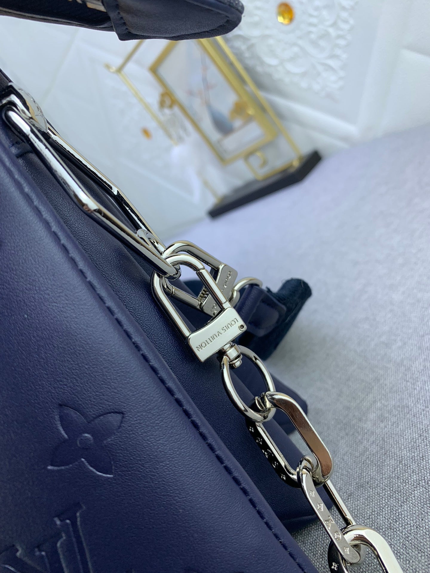 2XE40BDE Stylish leather bag 