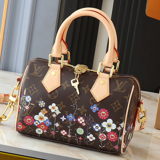 155NE72BDE Stylish leather bag